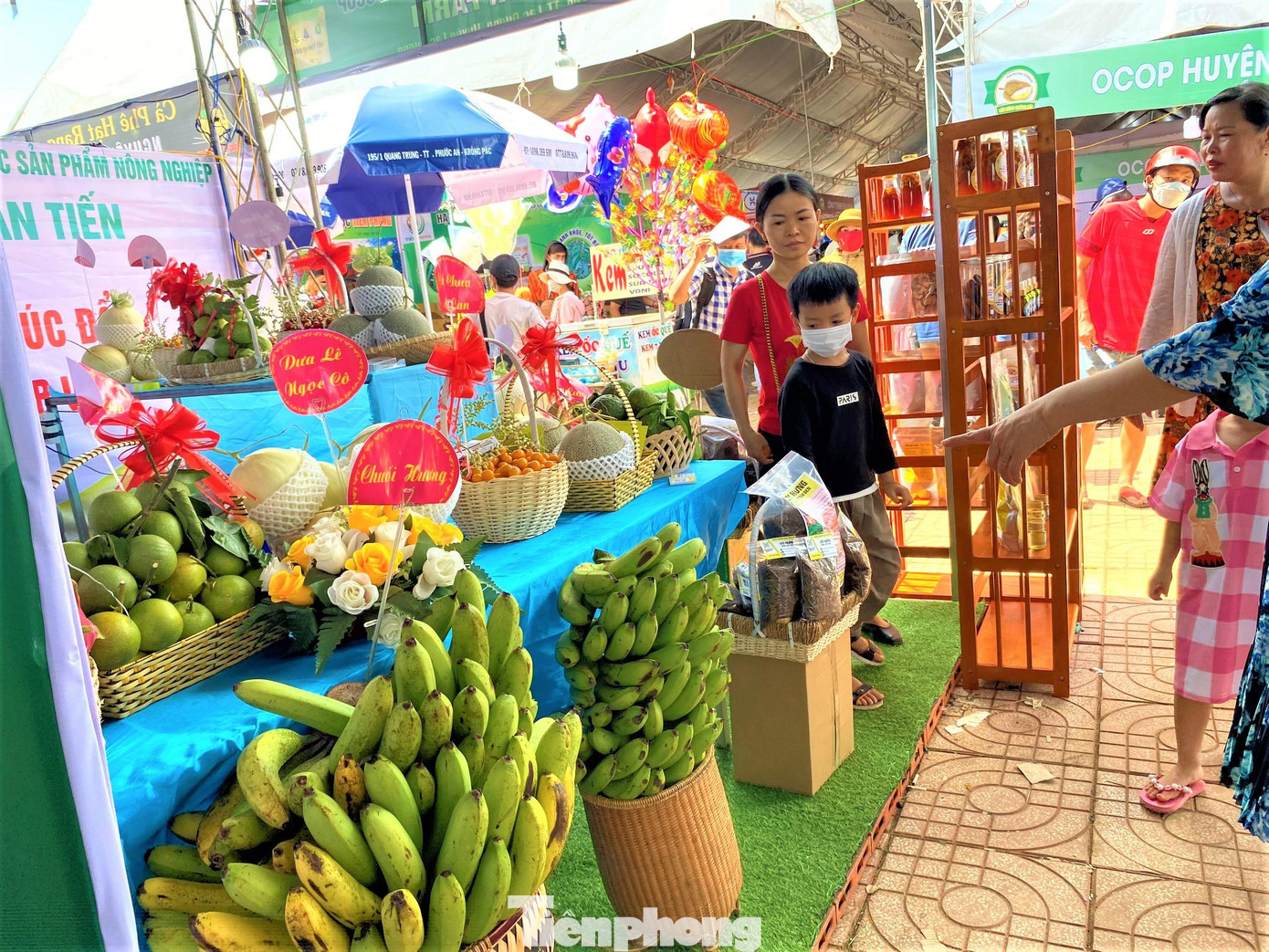 Nhiều đặc sản trái cây vùng đất đỏ bazan