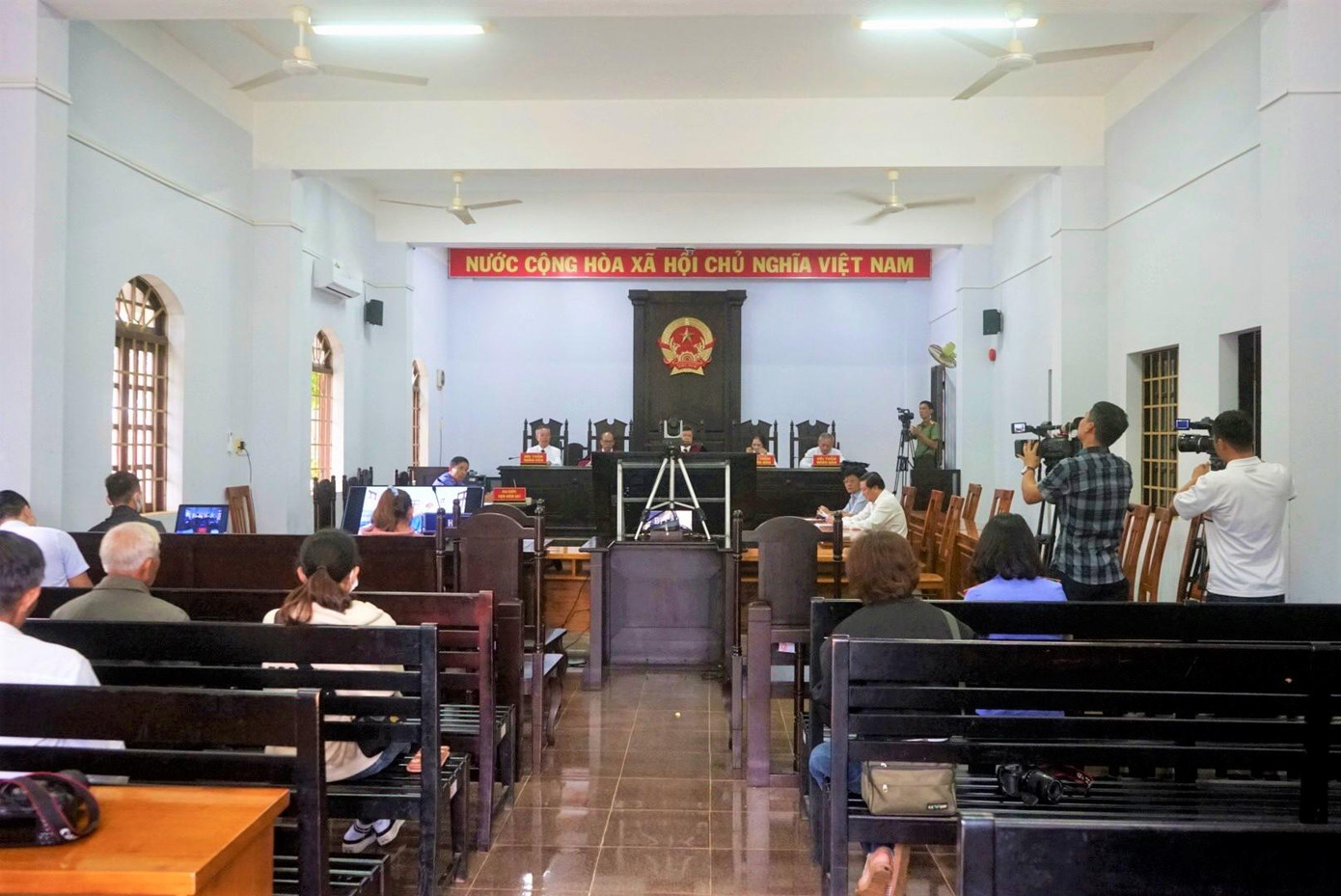 Đắk Nông lần đầu mở phiên xét xử trực tuyến