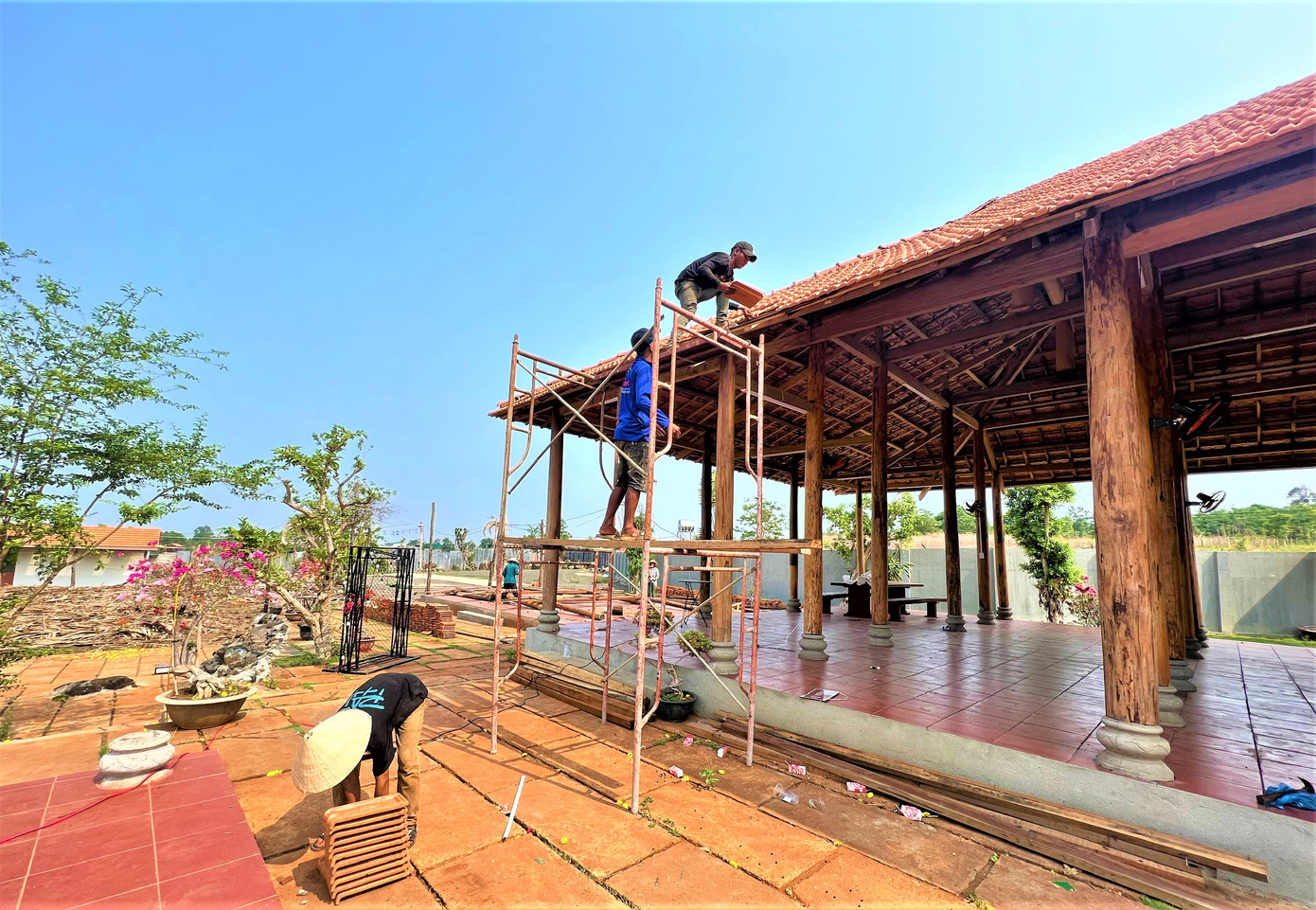 Một công trình vi phạm bị yêu cầu tháo dỡ.