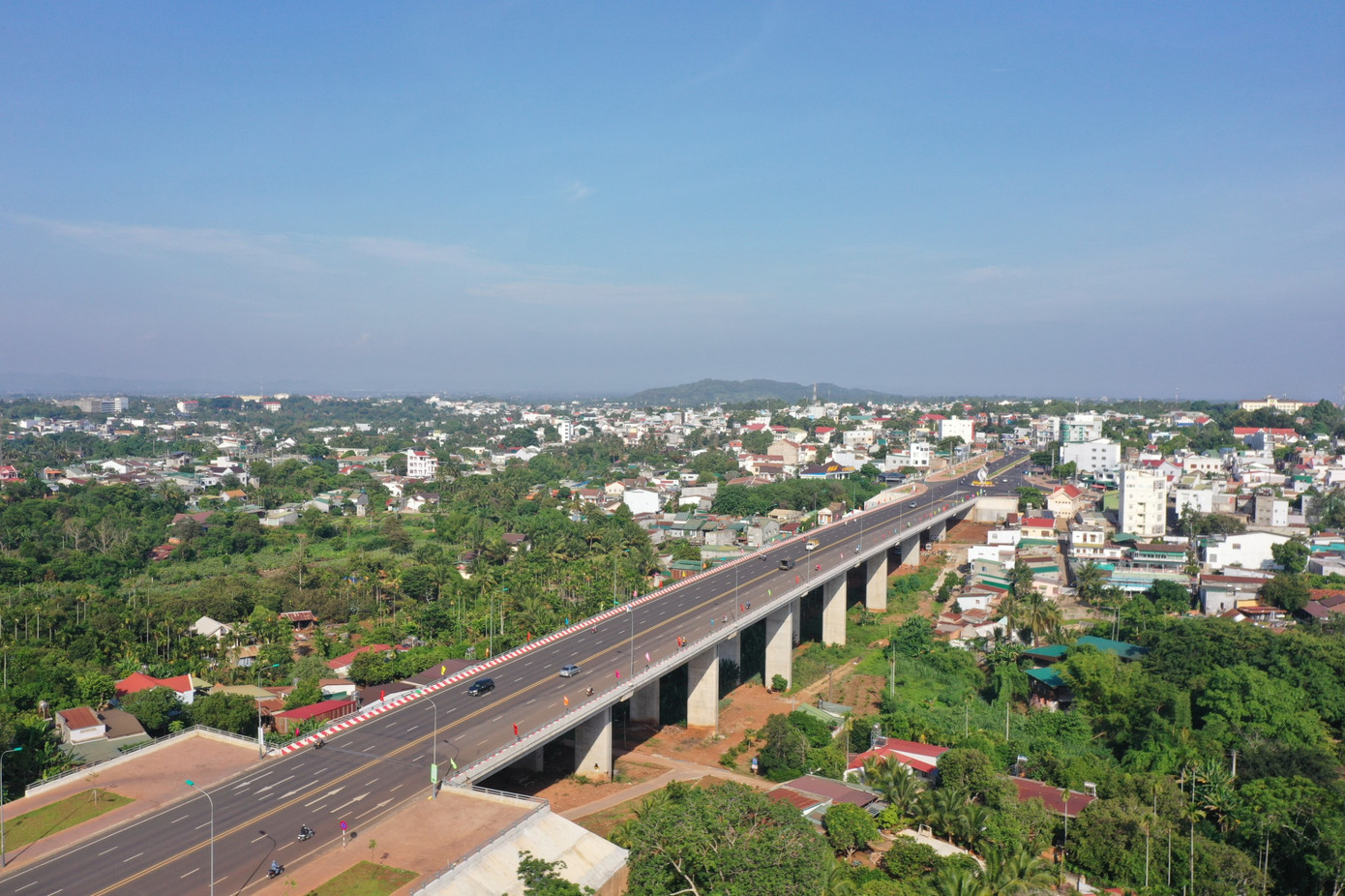 Cầu Cạn nằm trên đường mang tên Đại tướng Võ Nguyên Giáp