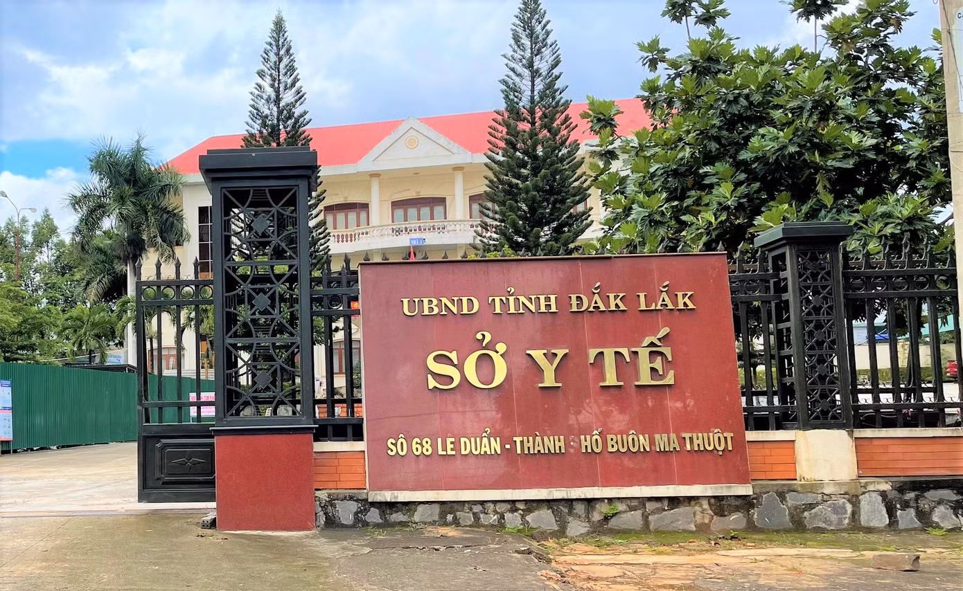 Nơi ông Nay Phi La công tác