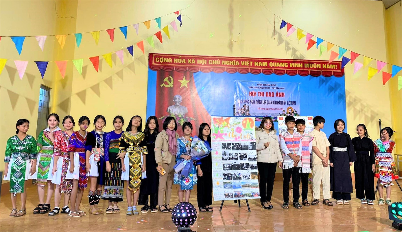 Hội thi báo ảnh về Quân đội Nhân dân Việt Nam tại Đắk Nông Hội thi báo ảnh về Quân đội Nhân dân Việt Nam tại Đắk Nông