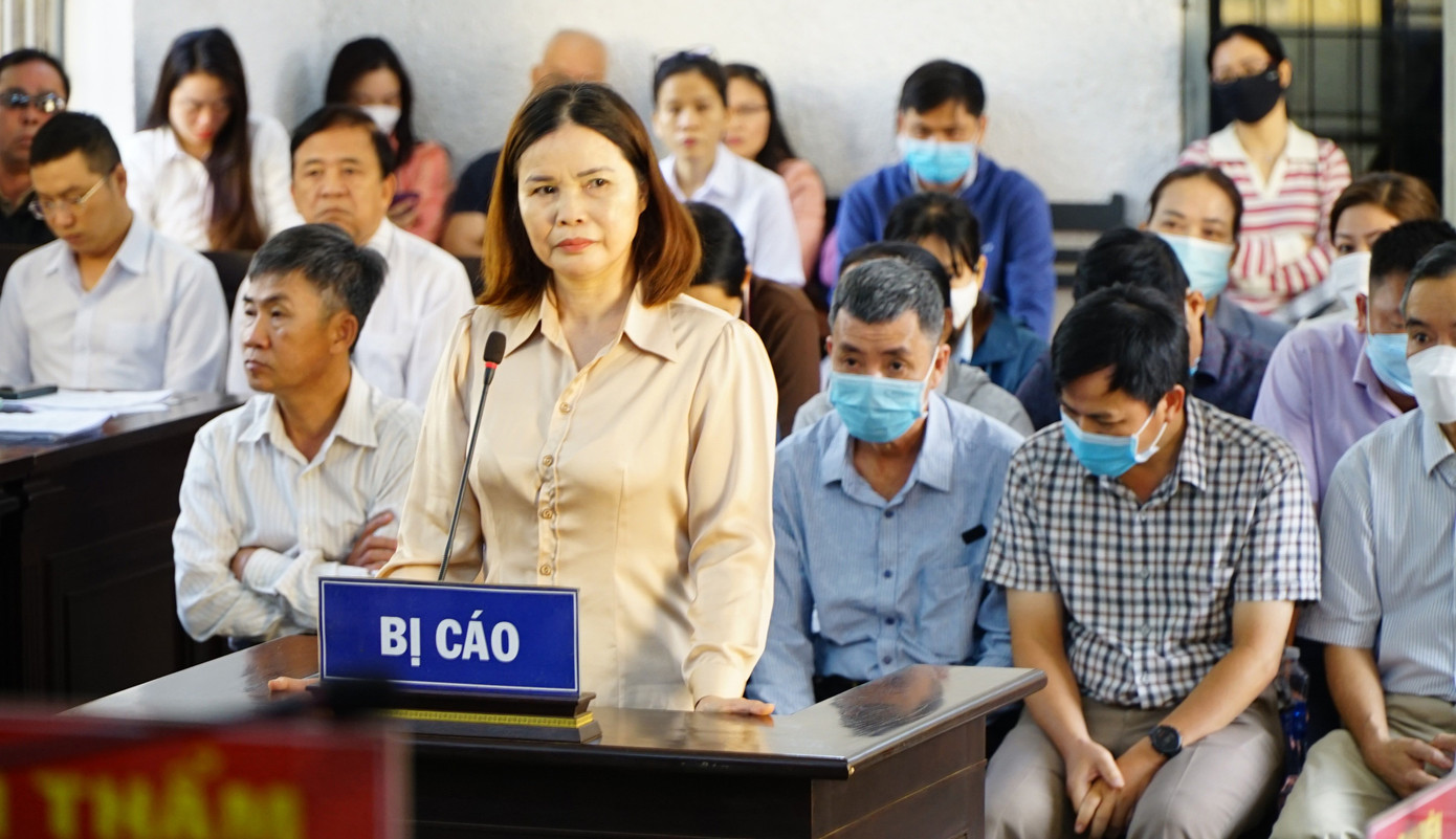 Bị cáo Cao Thị Ninh nhận mức án 6 năm tù