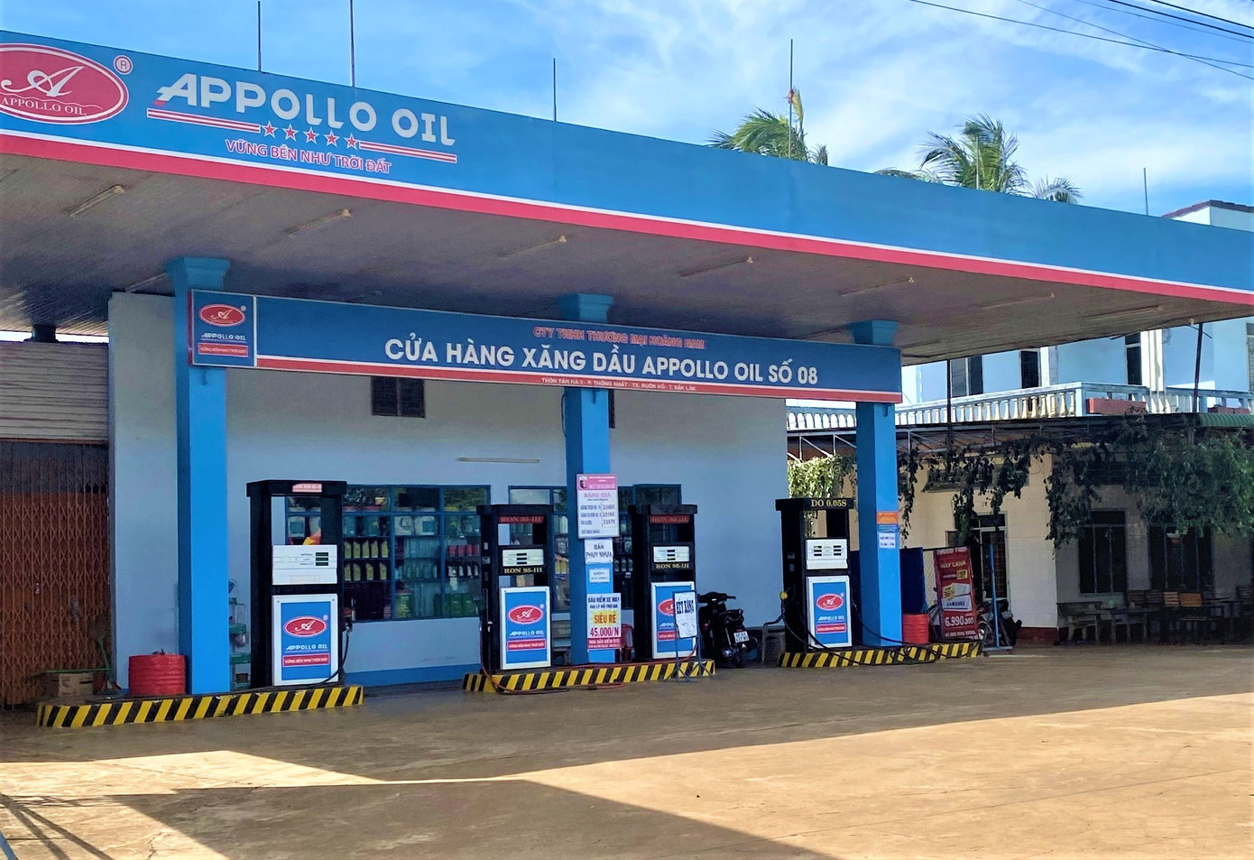 Cơ quan chức năng khẳng định không có hiện tượng găm hàng, không bán xăng dầu. Cơ quan chức năng khẳng định không có hiện tượng găm hàng, không bán xăng dầu.