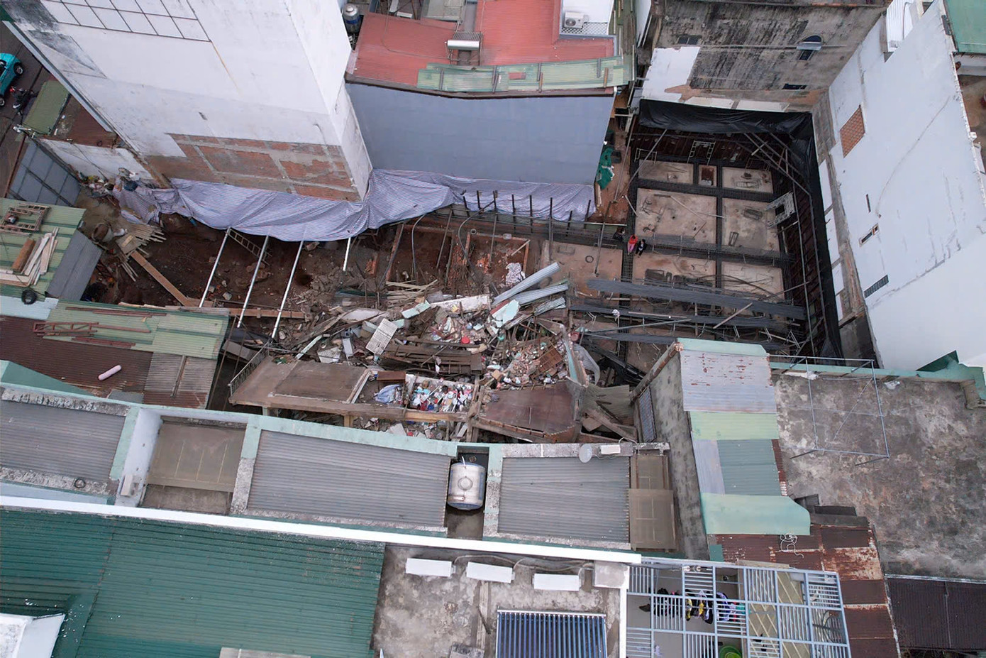 UBND TP Buôn Ma Thuột giao các phòng ban liên quan kiểm tra năng lực của nhà thầu thi công UBND TP Buôn Ma Thuột giao các phòng ban liên quan kiểm tra năng lực của nhà thầu thi công