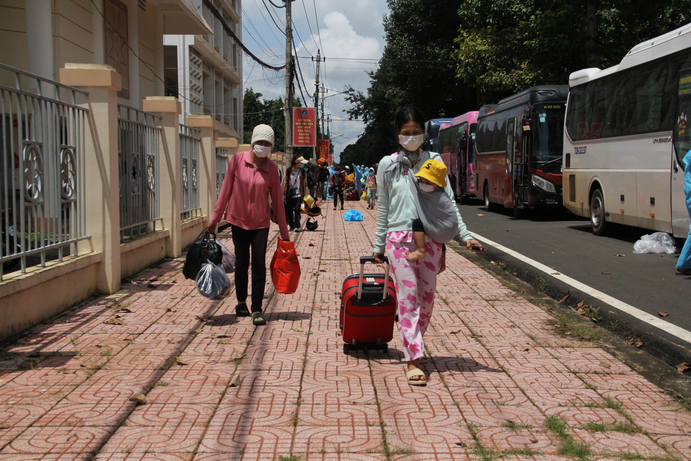 Công dân Đắk Lắk được tỉnh Tây Ninh bố trí đưa về quê