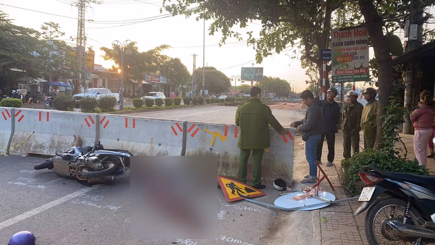 Hiện trường vụ tai nạn Hiện trường vụ tai nạn