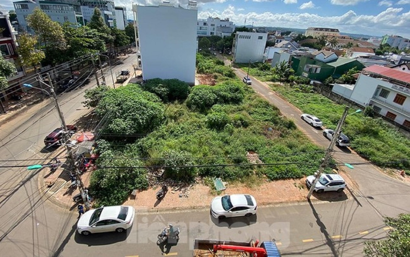 Đắk Lắk giao sáu thửa đất ở khu dân cư 47 Lý Tự Trọng cho sáu hộ dân nhưng xác định giá thu tiền sử dụng đất không đúng quy định