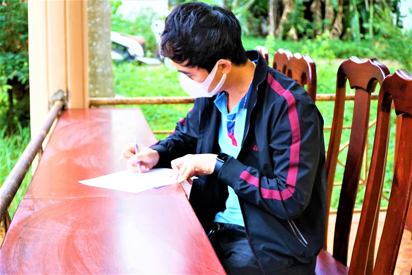 Anh Hồ Đăng Phong- người đi hiến máu đầu tiên Anh Hồ Đăng Phong- người đi hiến máu đầu tiên