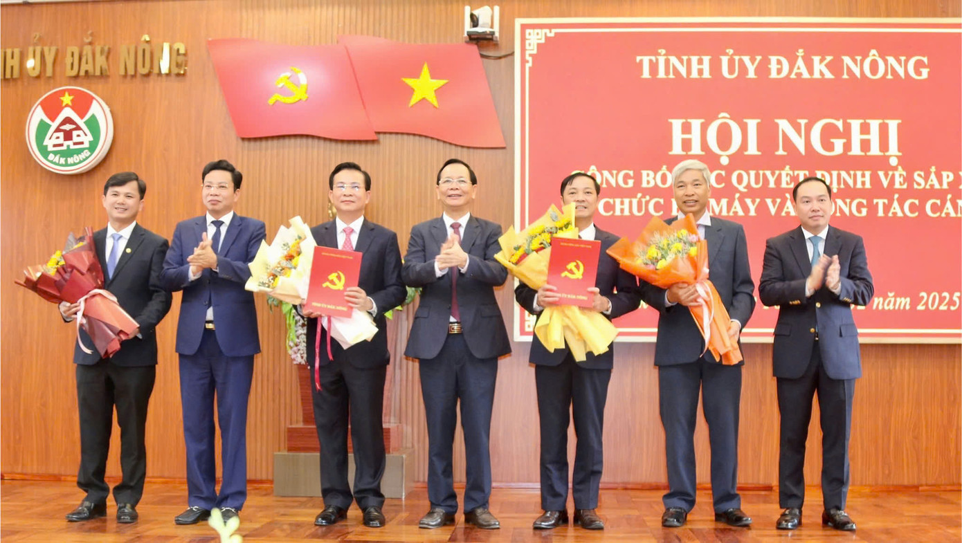 Đắk Nông quyết định thành lập hai Đảng bộ.