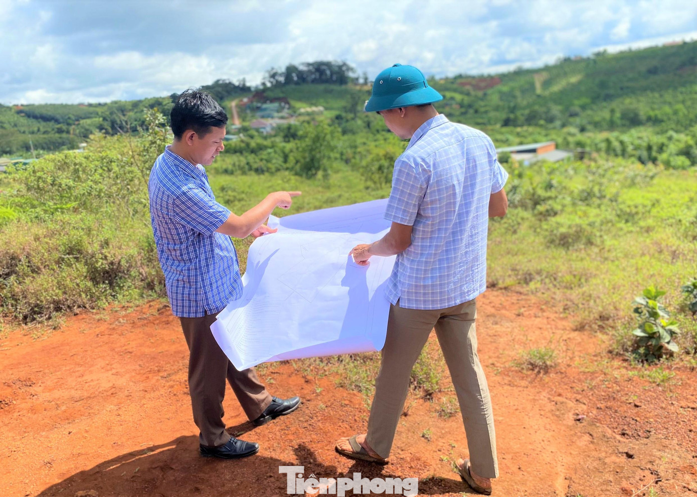 Cơ quan chức năng xác định vị trí các hộ lấn chiếm đất cụm công nghiệp Cơ quan chức năng xác định vị trí các hộ lấn chiếm đất cụm công nghiệp