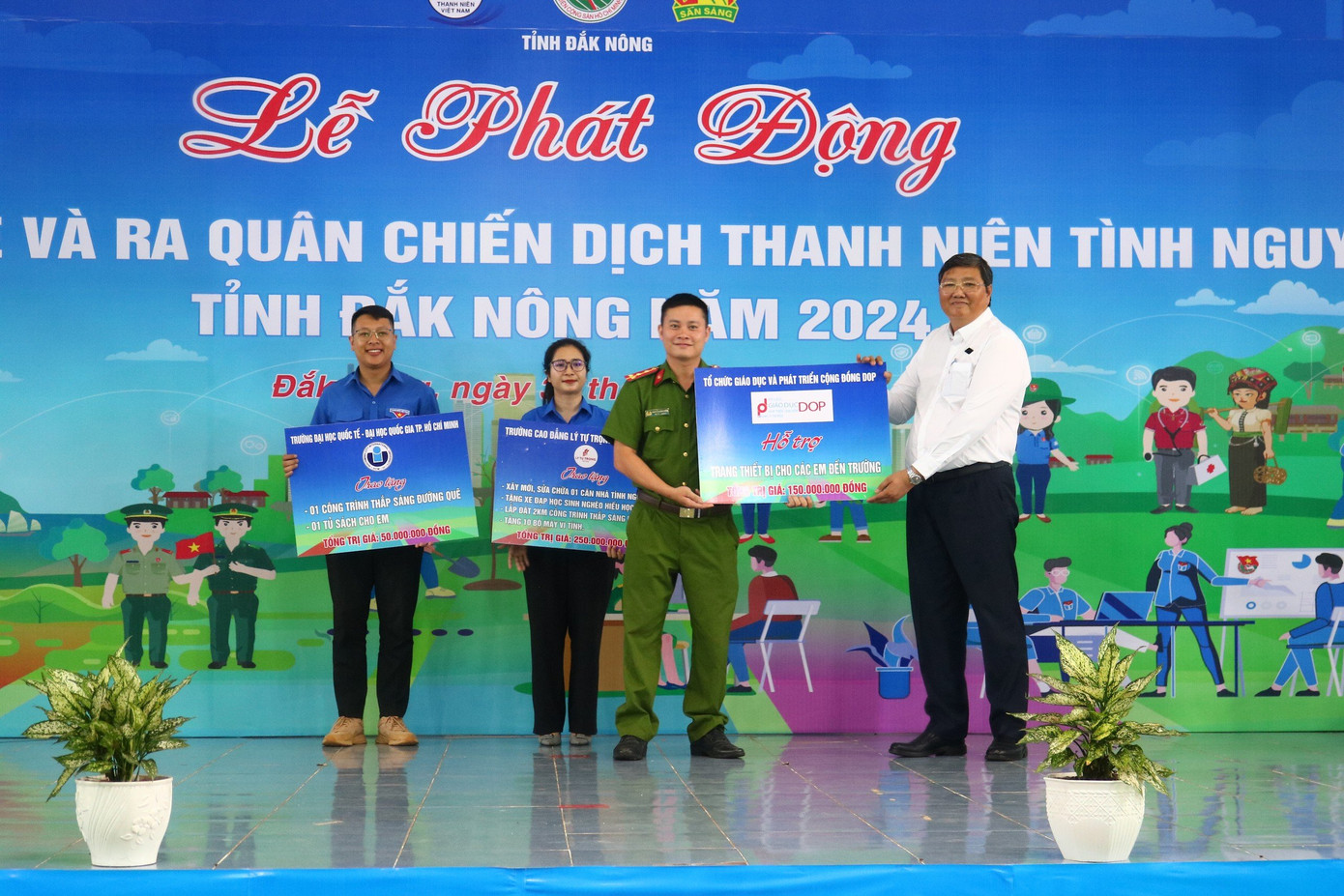 Tổng nguồn lực huy động cho chiến dịch thanh niên tình nguyện hè Đắk Nông hơn 5 tỷ đồng