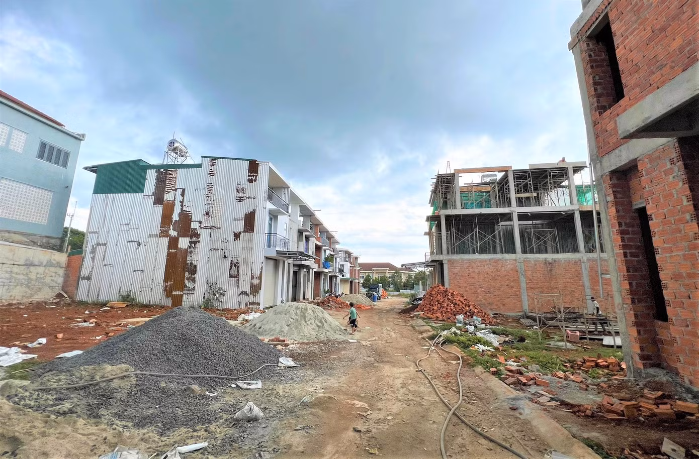 Nhà ở xã hội Đắk Nông bị chậm tiến độ Nhà ở xã hội Đắk Nông bị chậm tiến độ