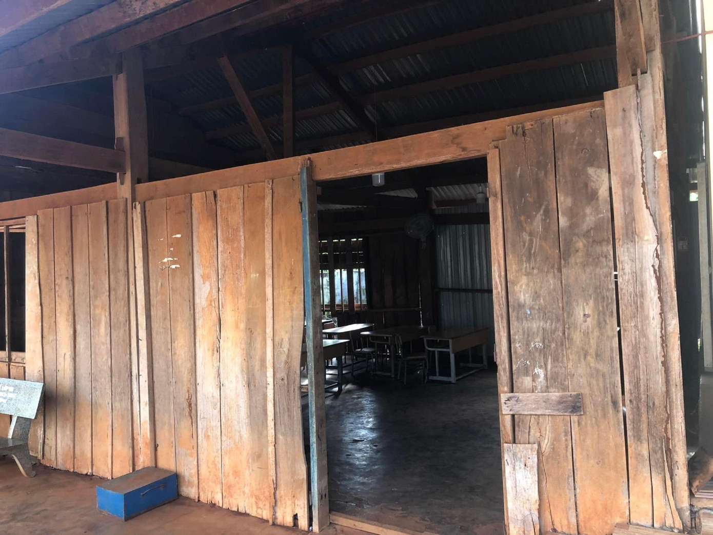 Hình ảnh căn phòng trước khi tu sửa