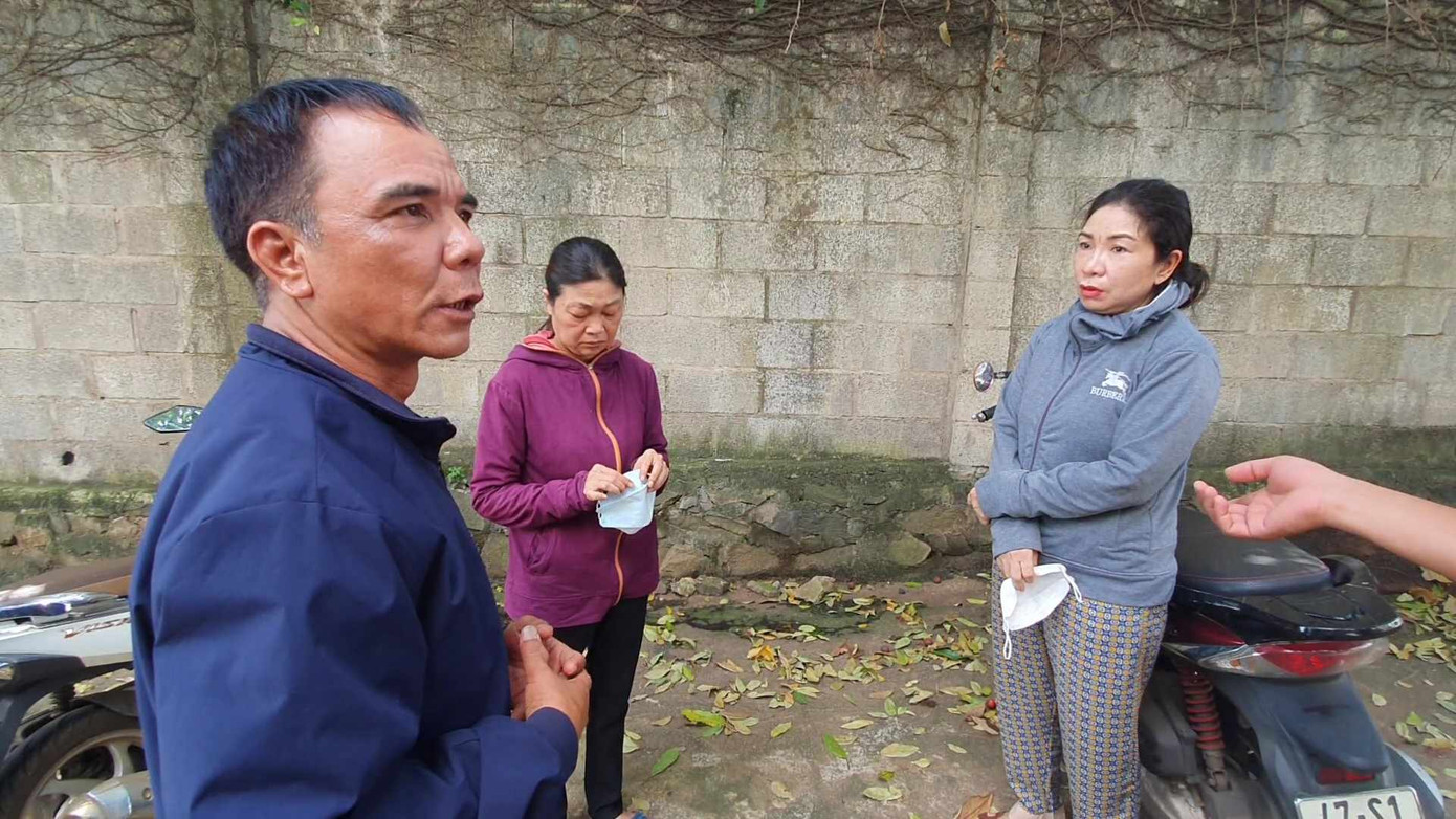 Các đối tượng trong vụ dàn cảnh lừa đảo để bán thuốc quý giả, chiếm đoạt tiền Các đối tượng trong vụ dàn cảnh lừa đảo để bán thuốc quý giả, chiếm đoạt tiền