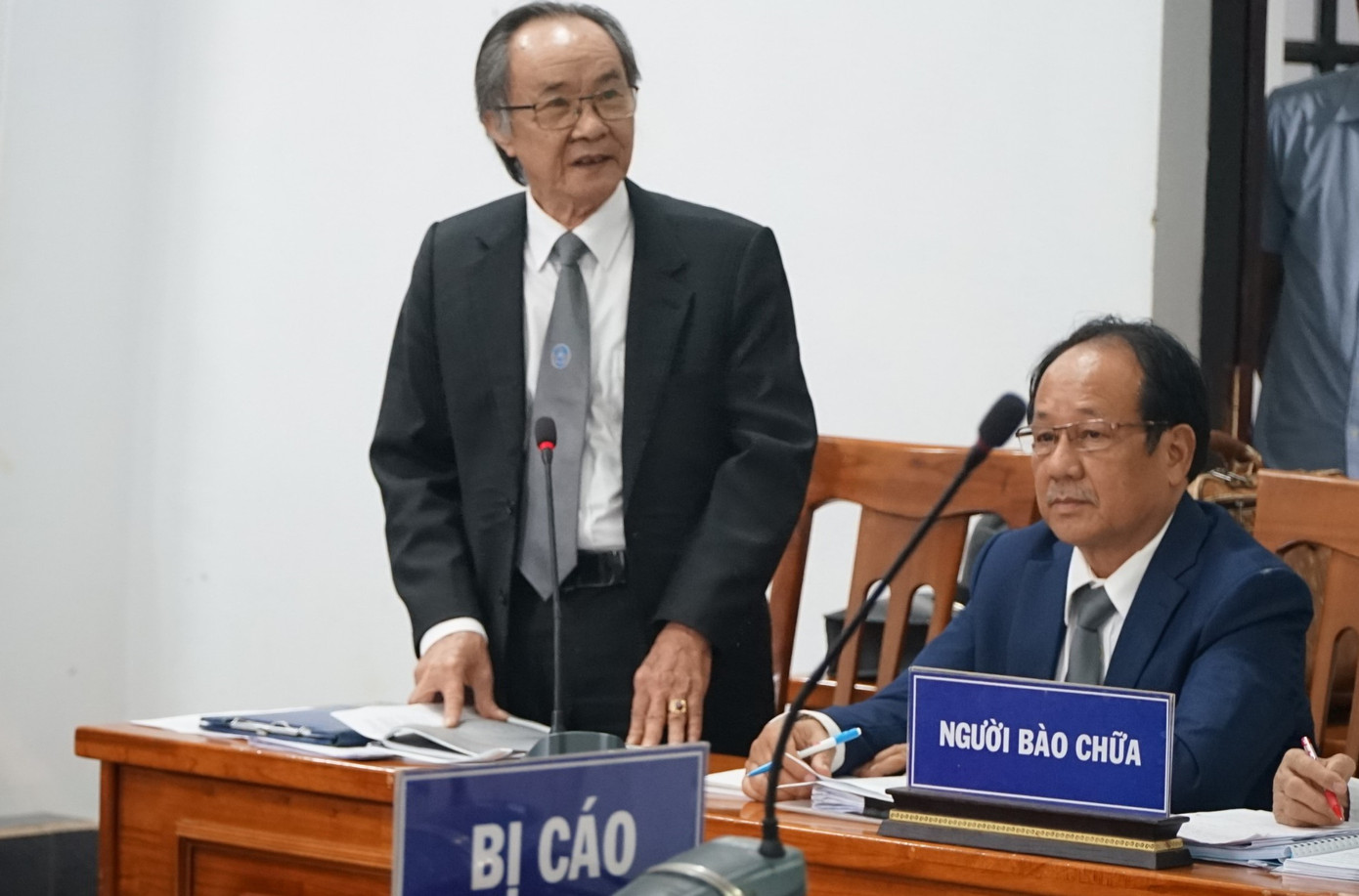 Luật sư bào chữa cho bị cáo Cửu