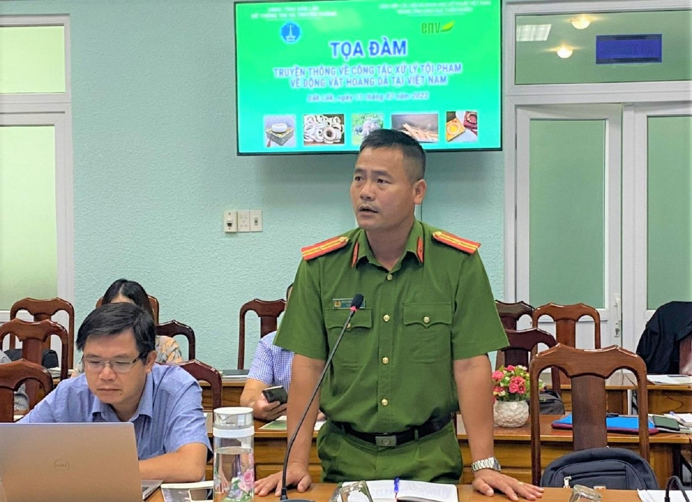 Thiếu tá Nguyễn Thế Anh chia sẻ về công tác xử lý tội phạm liên quan đến động vật hoang dã Thiếu tá Nguyễn Thế Anh chia sẻ về công tác xử lý tội phạm liên quan đến động vật hoang dã