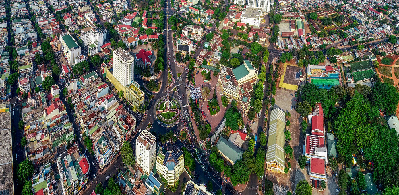 Thành phố Buôn Ma Thuột là một trong những đô thị có tỷ lệ cây xanh lớn nhiều nhất nước. Ảnh: Vũ Duy Thanh.