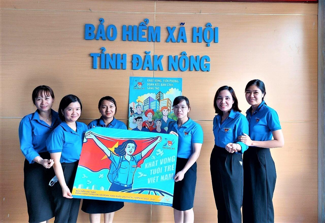 Cán bộ, nhân viên Bảo hiểm Xã hội Đắk Nông hưởng ứng sự kiện Đại hội Đoàn toàn quốc Cán bộ, nhân viên Bảo hiểm Xã hội Đắk Nông hưởng ứng sự kiện Đại hội Đoàn toàn quốc