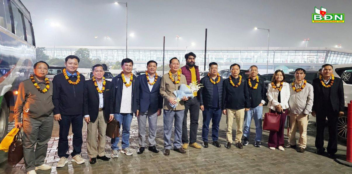Đoàn công tác Đắk Nông sang Ấn Độ. Ảnh: Báo Đắk Nông. Đoàn công tác Đắk Nông sang Ấn Độ. Ảnh: Báo Đắk Nông.