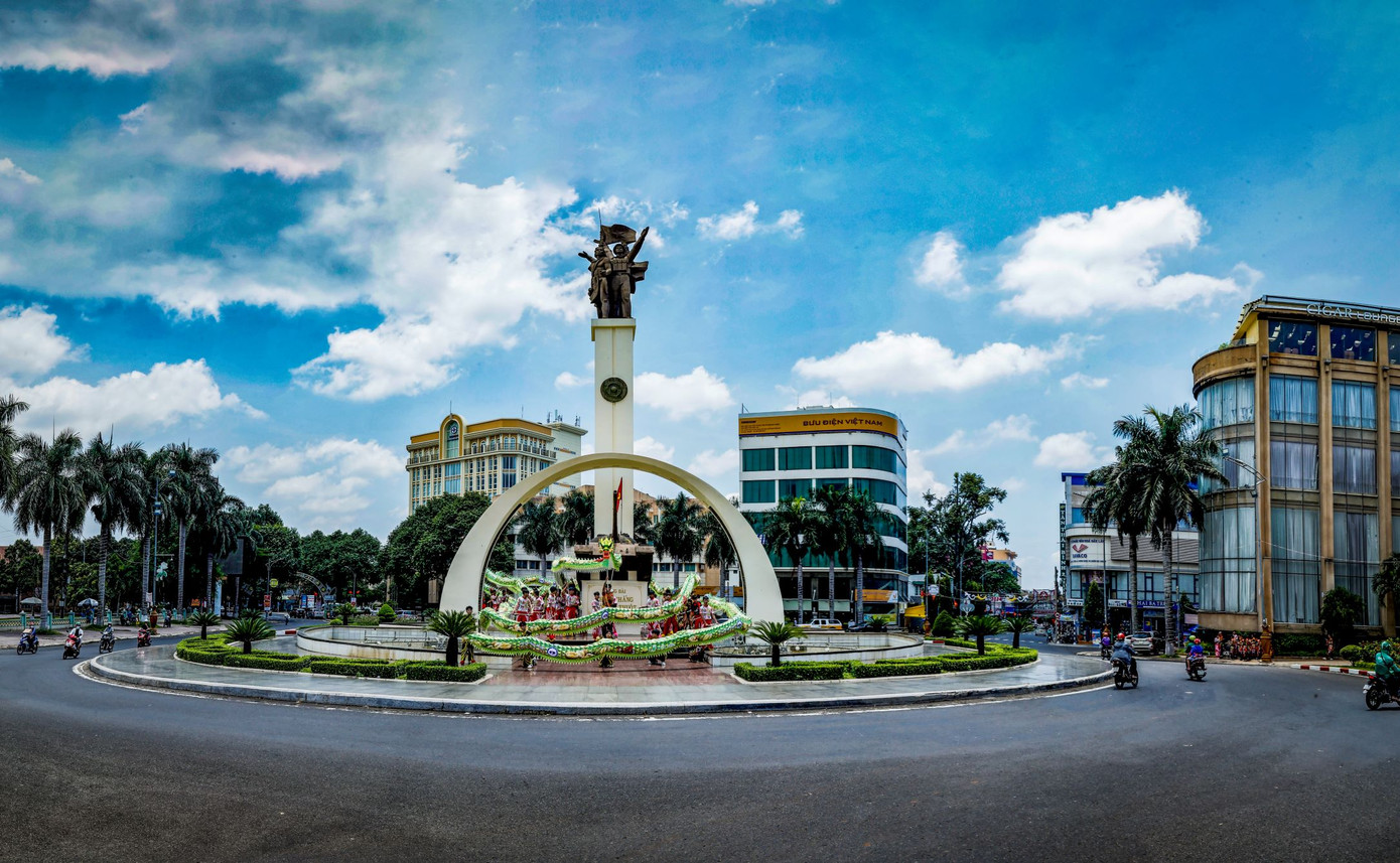 Đắk Lắk còn khắc phục chậm các kết luận của trung ương. Đắk Lắk còn khắc phục chậm các kết luận của trung ương.