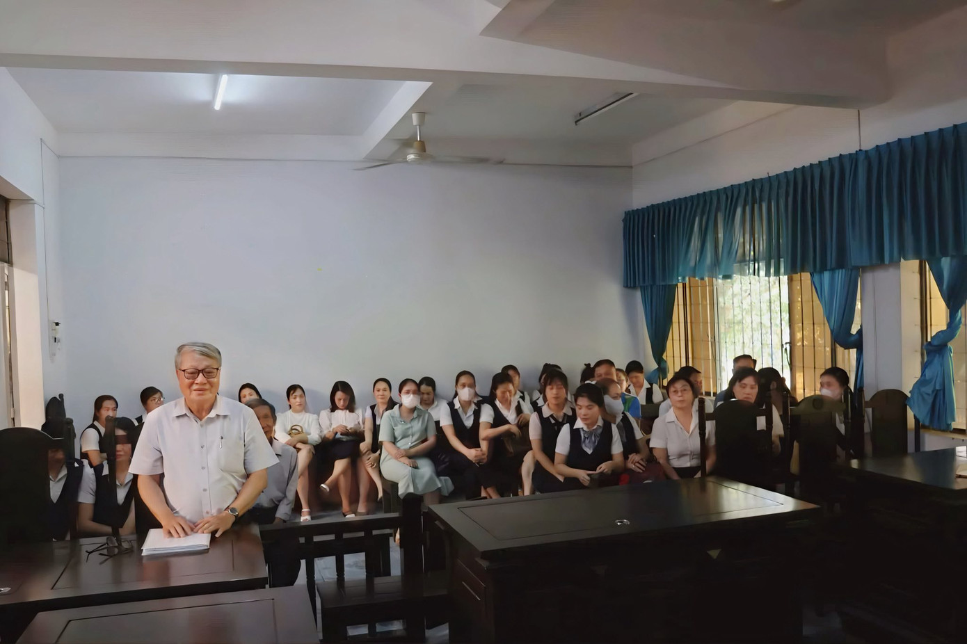 Phiên sơ thẩm giải quyết khiếu kiện giữa Trường Nguyễn Bỉnh Khiêm với UBND TP Buôn Ma Thuột