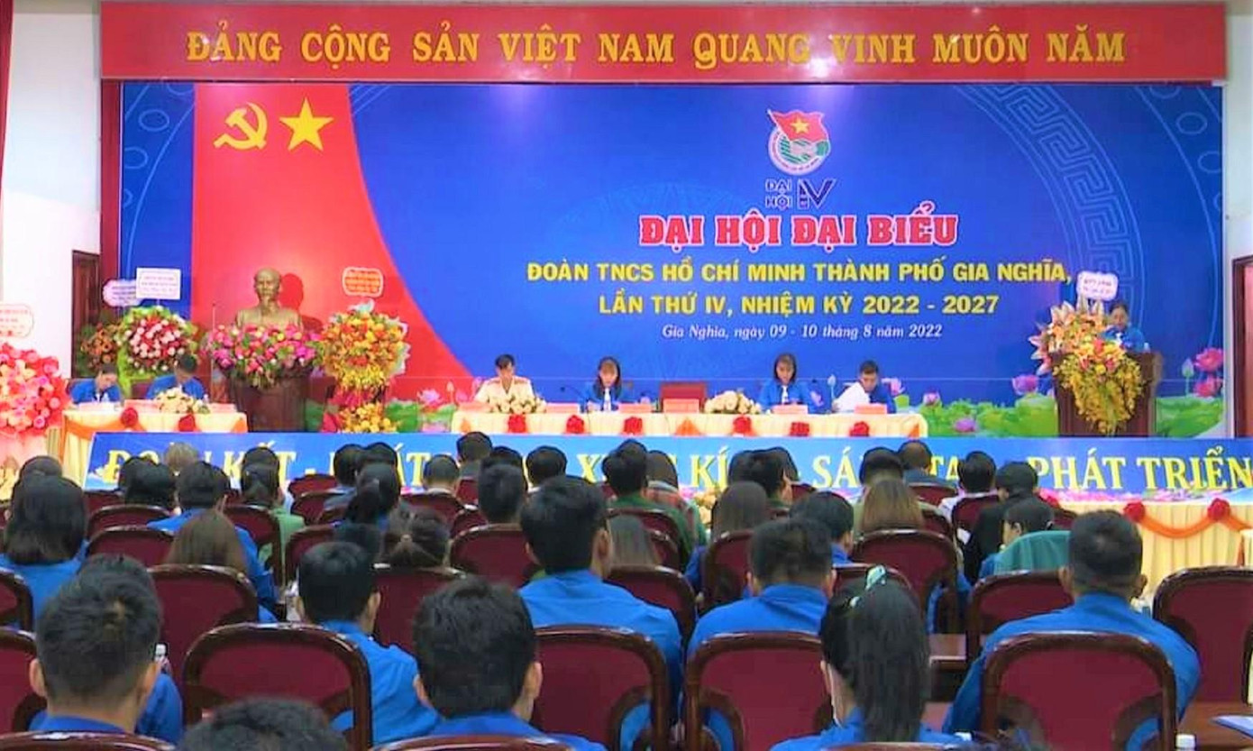 Toàn cảnh Đại hội đại biểu Đoàn TNCS Hồ Chí Minh TP. Gia Nghĩa Toàn cảnh Đại hội đại biểu Đoàn TNCS Hồ Chí Minh TP. Gia Nghĩa