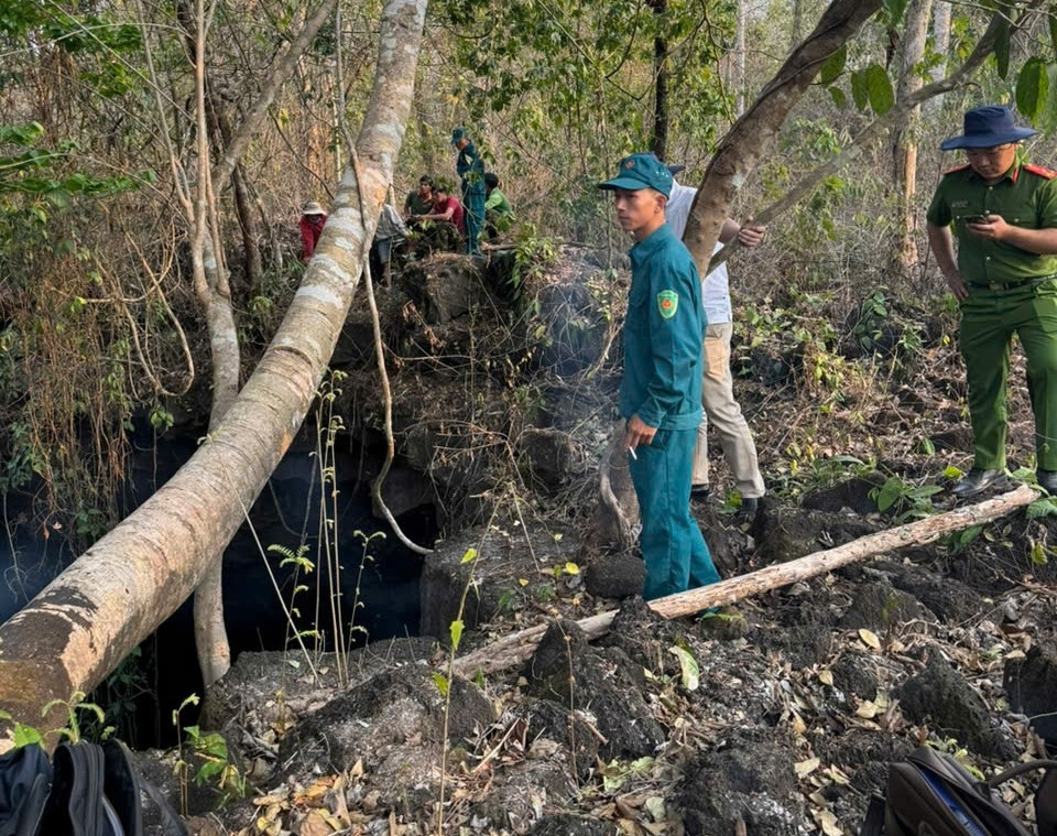 Hiện trường phát hiện thi thể nam giới