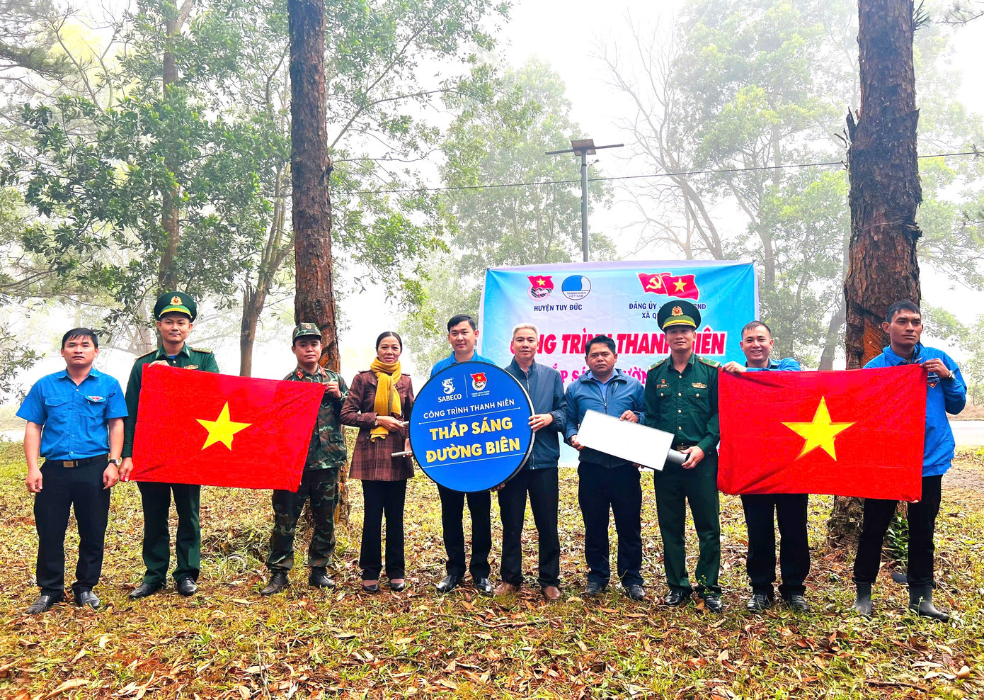 Công trình thể hiện được tinh thần xung kích, tình nguyện vì cộng đồng của thế hệ trẻ. Ảnh: Hồng Thắm