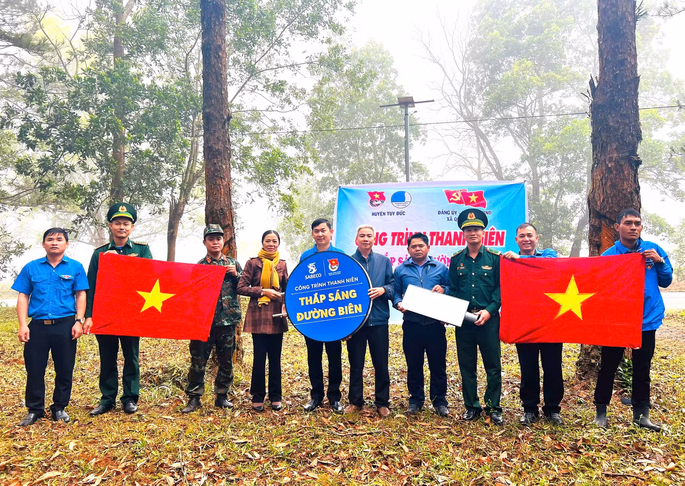 Công trình thể hiện được tinh thần xung kích, tình nguyện vì cộng đồng của thế hệ trẻ. Ảnh: Hồng Thắm