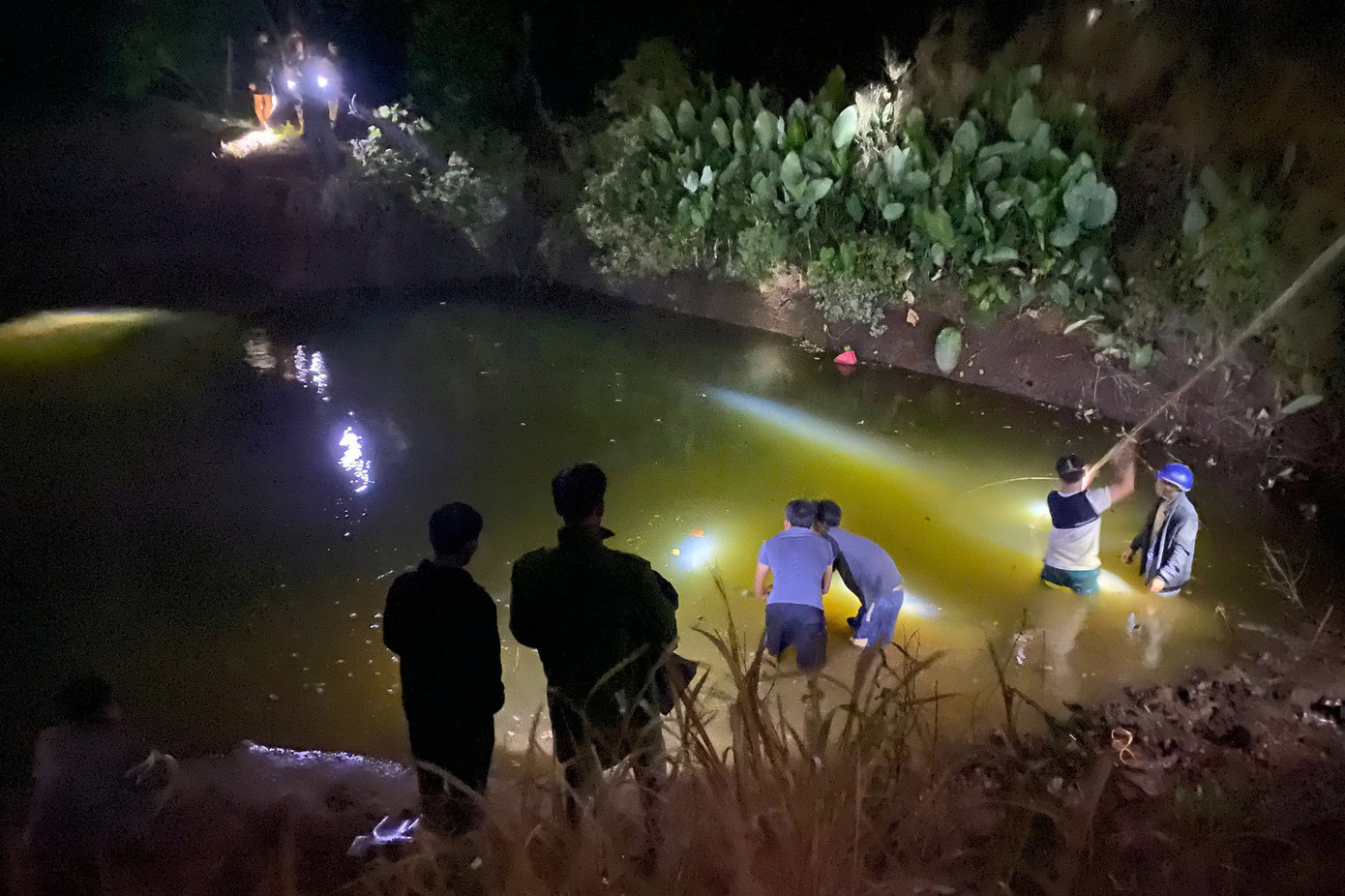 Nơi phát hiện thi thể hai em Nơi phát hiện thi thể hai em