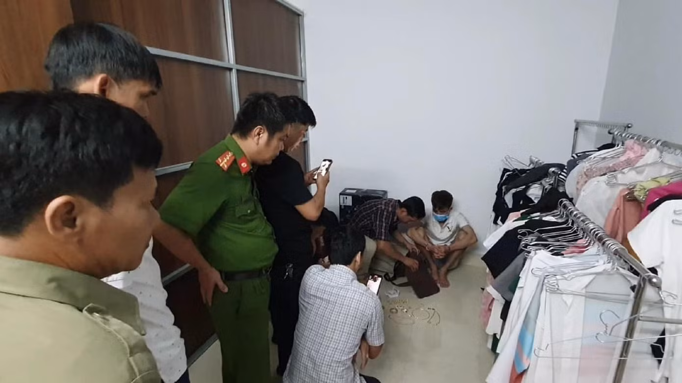 Công an thực nghiệm hiện trường