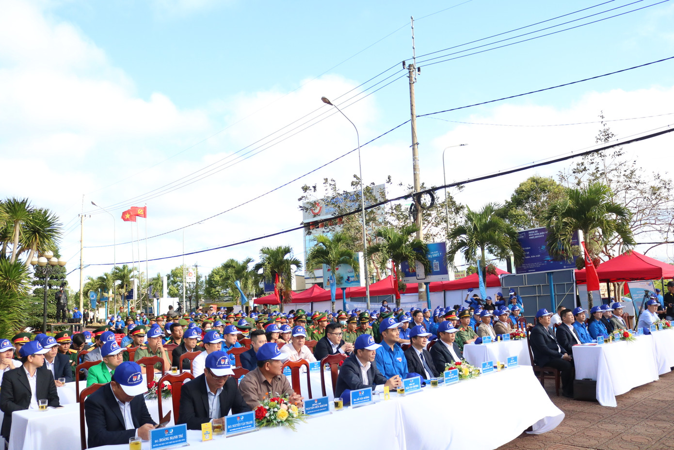 Rất đông đoàn viên, thanh niên tham gia lễ phát động Tháng Thanh niên