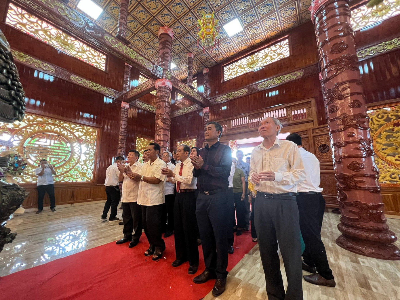 Lãnh đạo tỉnh và các sở, ban, ngành Đắk Lắk dâng hương tưởng niệm Đại tướng Võ Nguyên Giáp