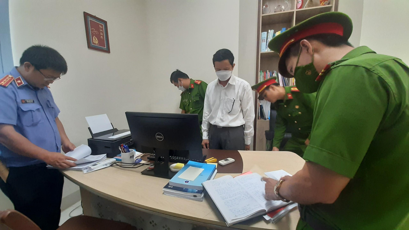 Cơ quan điều tra khám xét nơi làm việc của ông Trịnh Quang Trí