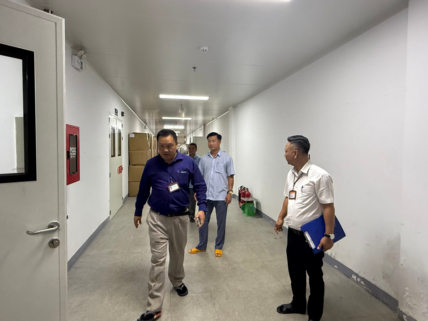 Cơ quan chức năng kiểm tra nơi sản xuất của Công ty cổ phần Asia Life.