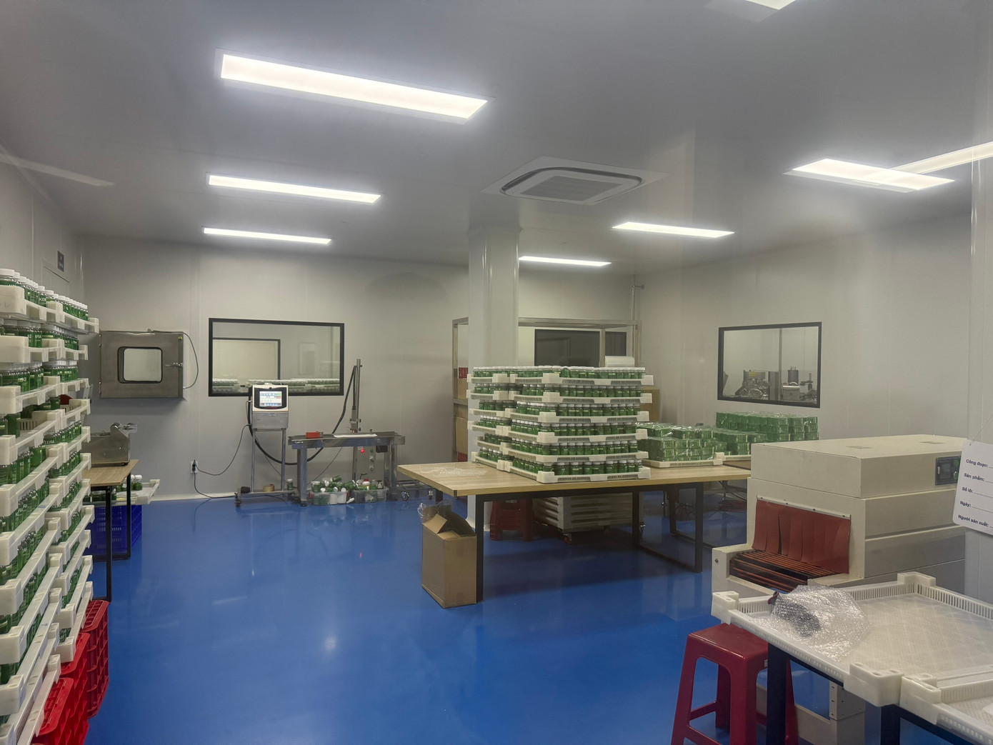 Kẹo Kera được sản xuất tại nhà máy.