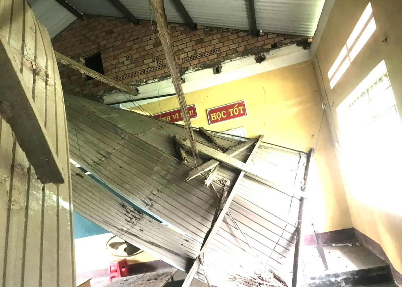 Phần gỗ bị mục nát.