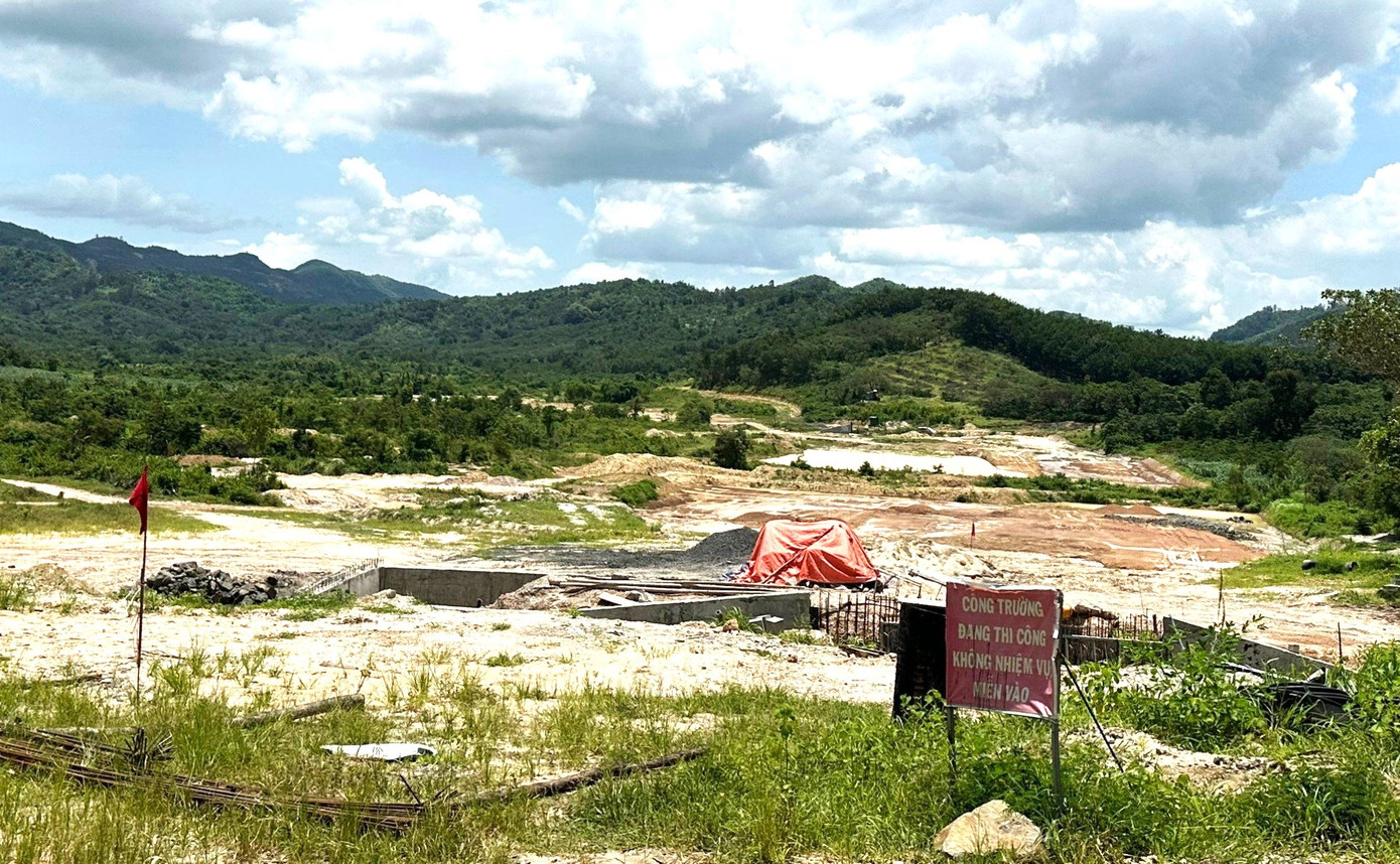 Dự án có tổng vốn đầu tư hơn trăm tỷ nhưng "án binh bất động" nhiều năm liền.