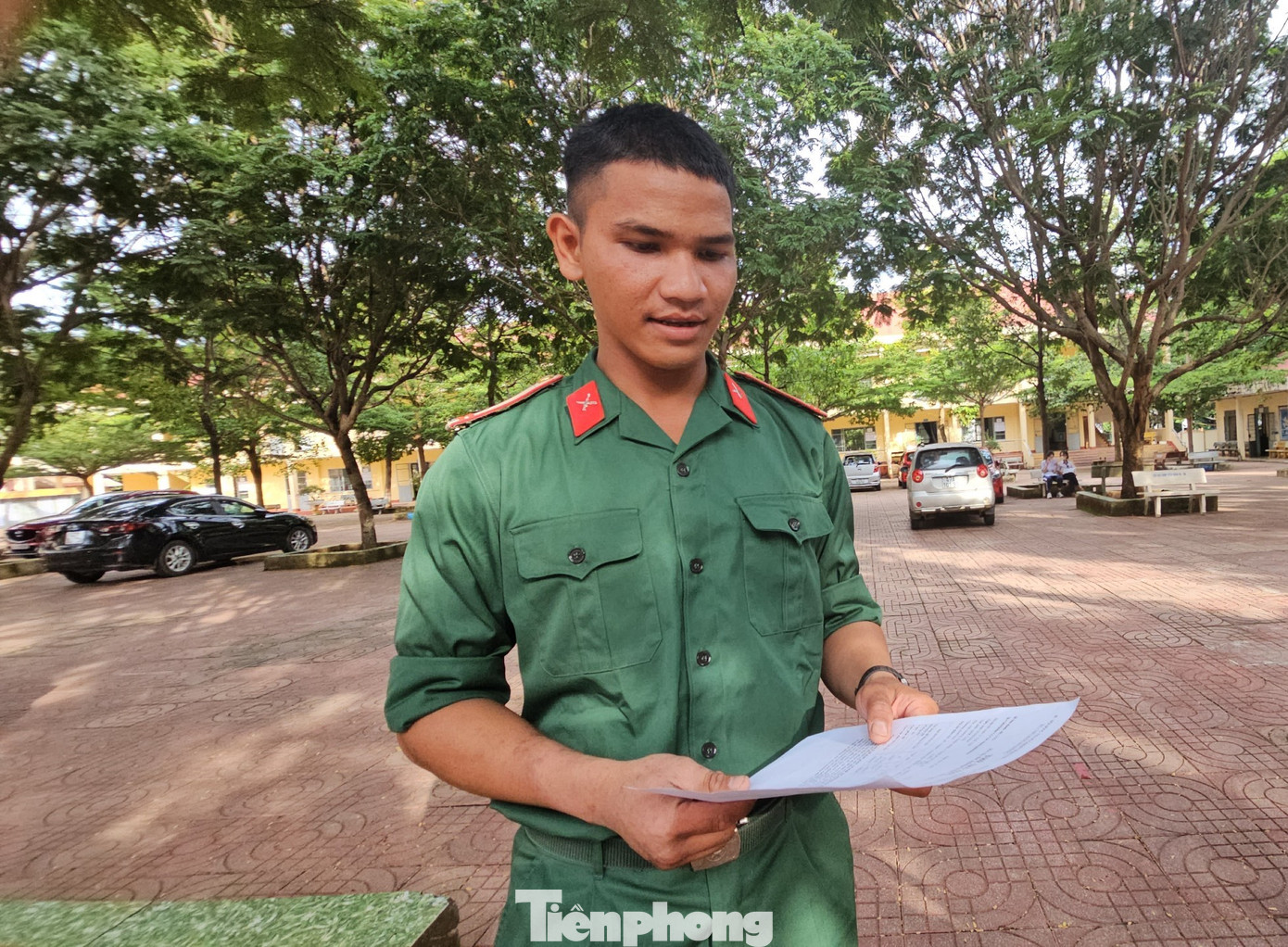 Chiến sĩ Y Thế Niê Chiến sĩ Y Thế Niê