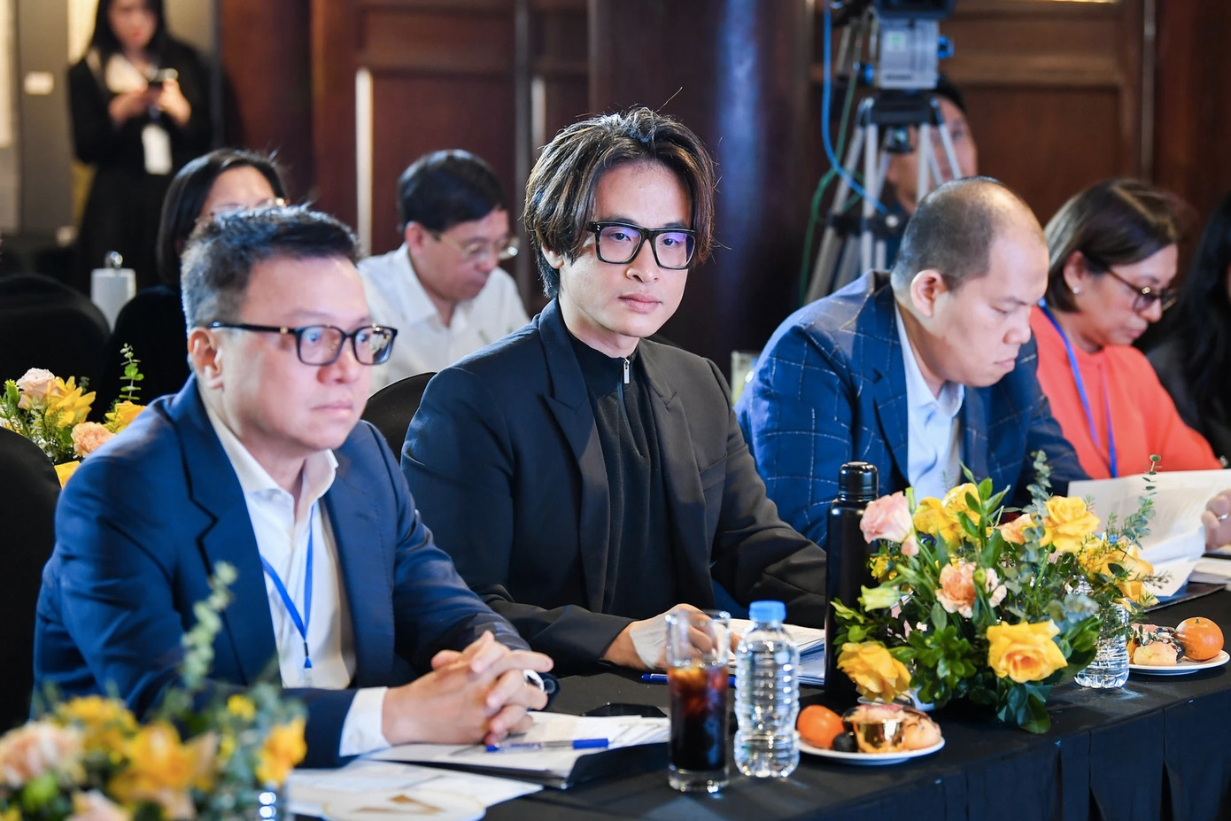 Hà Anh Tuấn làm giám khảo. Hà Anh Tuấn làm giám khảo.