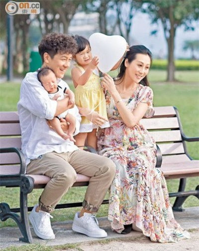 Con gái Trần Hạo Dân bị vú em hành hạ bằng cách châm kim vào người. Con gái Trần Hạo Dân bị vú em hành hạ bằng cách châm kim vào người