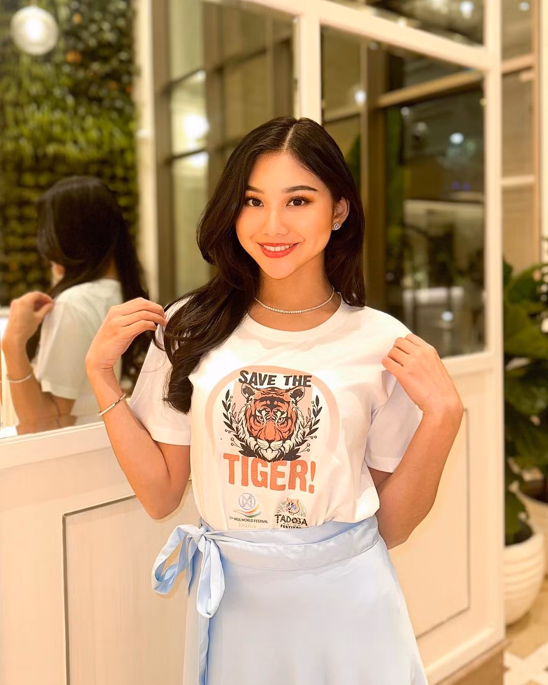 Đại diện Indonesia - Audrey Vanessa - là người đẹp châu Á hiếm hoi lọt vào top của nhiều phần thi phụ. Cô 23 tuổi, cao 1,65 m, là người dẫn chương trình truyền hình, diễn giả truyền cảm hứng, doanh nhân, người mẫu và nhạc sĩ. Cô có khả năng nói tiếng Indo và tiếng Anh.