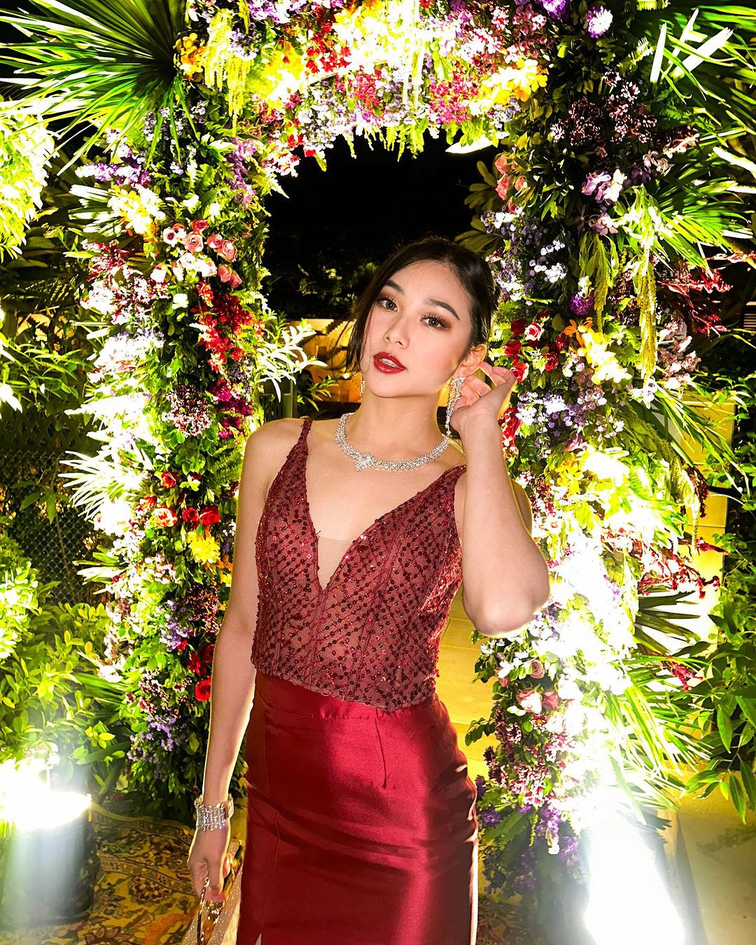 Audrey đã hoàn thành bằng thương mại và thạc sĩ tài chính ngân hàng. Sở thích của người đẹp là lặn, chơi golf, bóng rổ và chơi nhiều loại nhạc cụ như piano, violin và các nhạc cụ truyền thống của Indonesia.