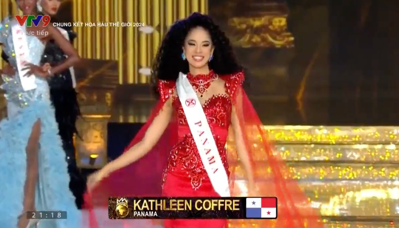 Mở màn đêm chung kết, các thí sinh thuộc các châu lục lần lượt catwalk trên sân khấu với trang phục dạ hội. Đây là điểm mới của năm nay khi từng thí sinh được trình diễn và được camera bắt trọn khoảnh khắc sải bước trên sân khấu. Mở màn đêm chung kết, các thí sinh thuộc các châu lục lần lượt catwalk trên sân khấu với trang phục dạ hội. Đây là điểm mới của năm nay khi từng thí sinh được trình diễn và được camera bắt trọn khoảnh khắc sải bước trên sân khấu.