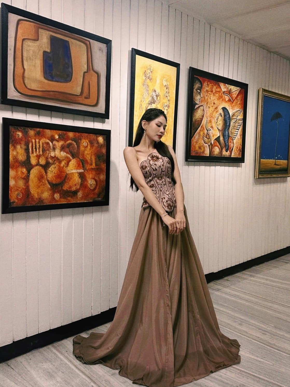 Người đẹp Nhân ái và Head to Head Challenge là hai phần thi mà khán giả mong chờ Mai Phương tỏa sáng, tuy nhiên kết quả cũng không được như ý. Lý giải cho kết quả này, nhiều khán giả cho rằng đối thủ của Mai Phương quá mạnh.