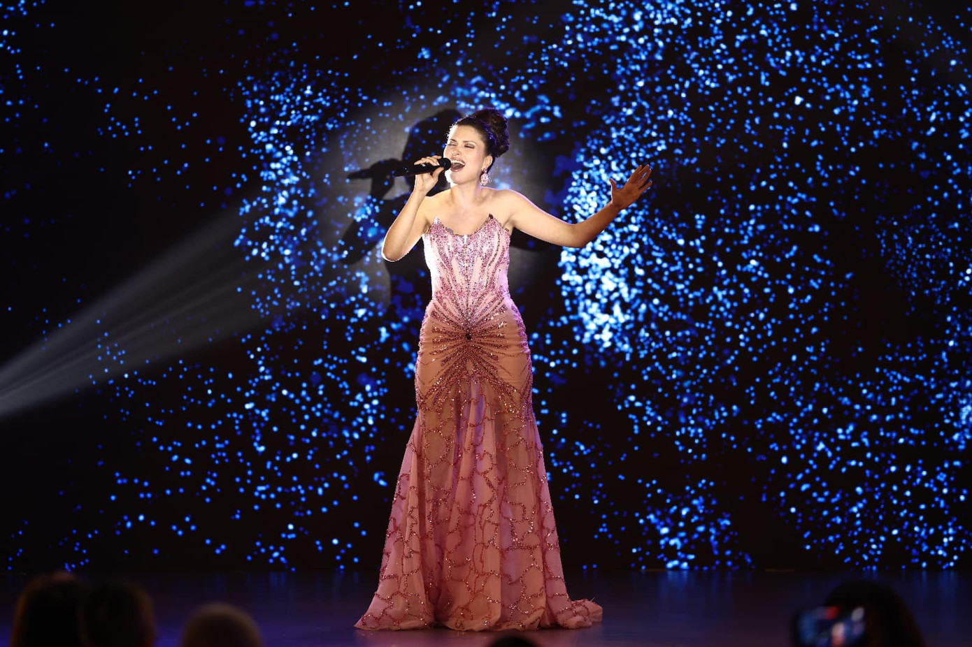 Tối 3/3, trong buổi tiệc tại Hoa hậu Thế giới 2024 diễn ra ở Ấn Độ, ban tổ chức đã công bố người chiến thắng của phần thi Người đẹp Tài năng. Đại diện Tunisia - Imen Mehrzi đã giành chiến thắng ở phần thi này. Cô được đặc cách vào thẳng top 40 trong chung kết. Tại buổi tiệc Imen Mehrzi cũng trình diễn trên sân khấu và nhận được sự cổ vũ của các thí sinh và khách mời.