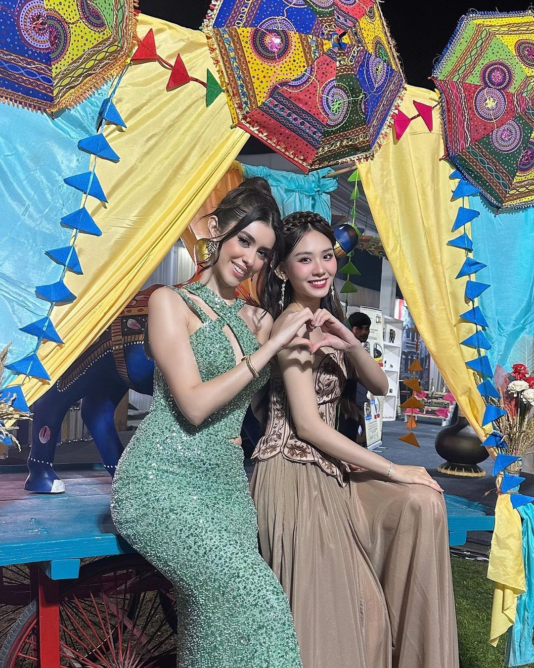 Mai Phương và các thí sinh tại Hoa hậu Thế giới 2024.