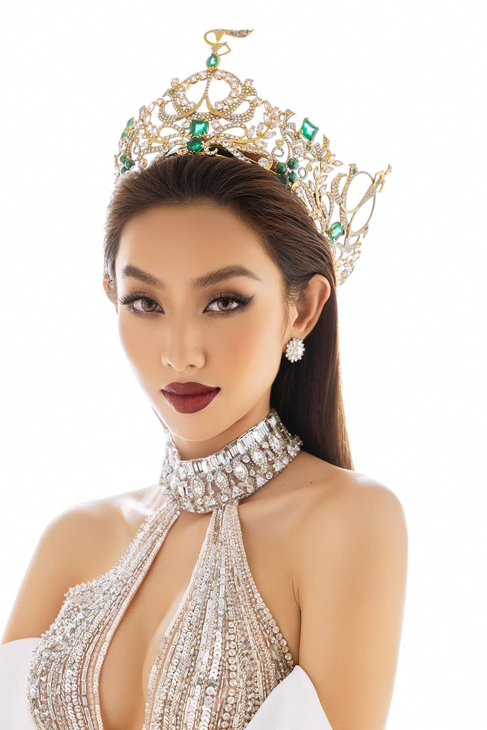 Sắp tới, cô nàng sẽ tiếp tục đồng hành cùng cuộc thi Miss Grand Vietnam 2022 - Hoa hậu Hòa bình Việt Nam nhằm tìm kiếm ra cô gái kế nhiệm mình mang sash Việt Nam đến với đấu trường quốc tế Miss Grand International.