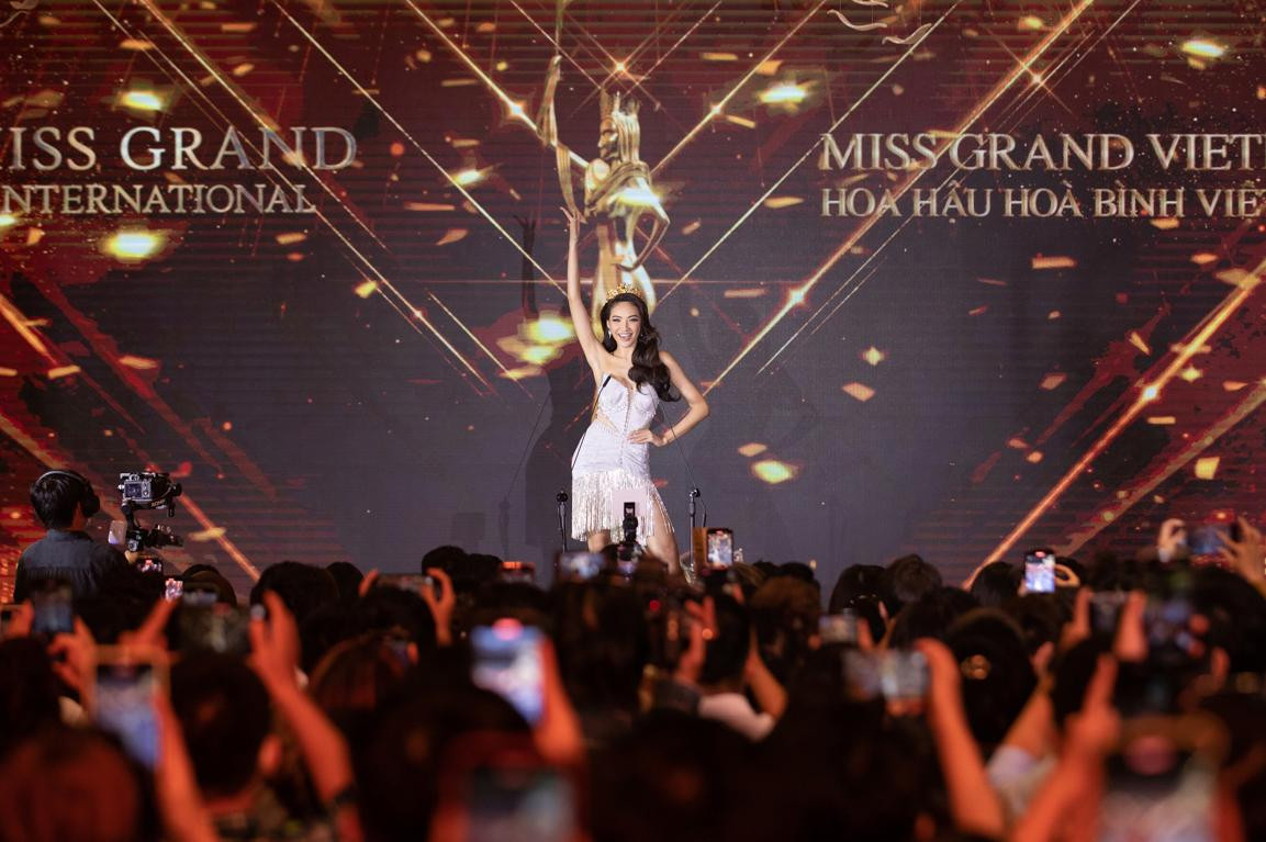 Màn hô tên đã trở thành 'đặc sản' của các cuộc thi Miss Grand được tổ chức ở Thái Lan.